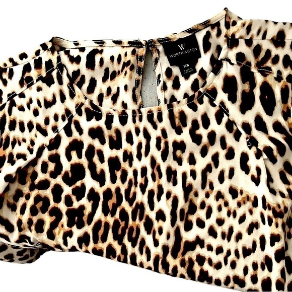 Worthington Women's Leopard Animal Print Lightweight Silky Blouse Top Size XS - Picture 7 of 7